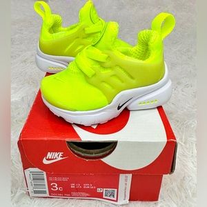 NIKE Little Presto Volt/Black/White Toddler Sneakers